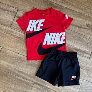 Toddler boys Nike short set